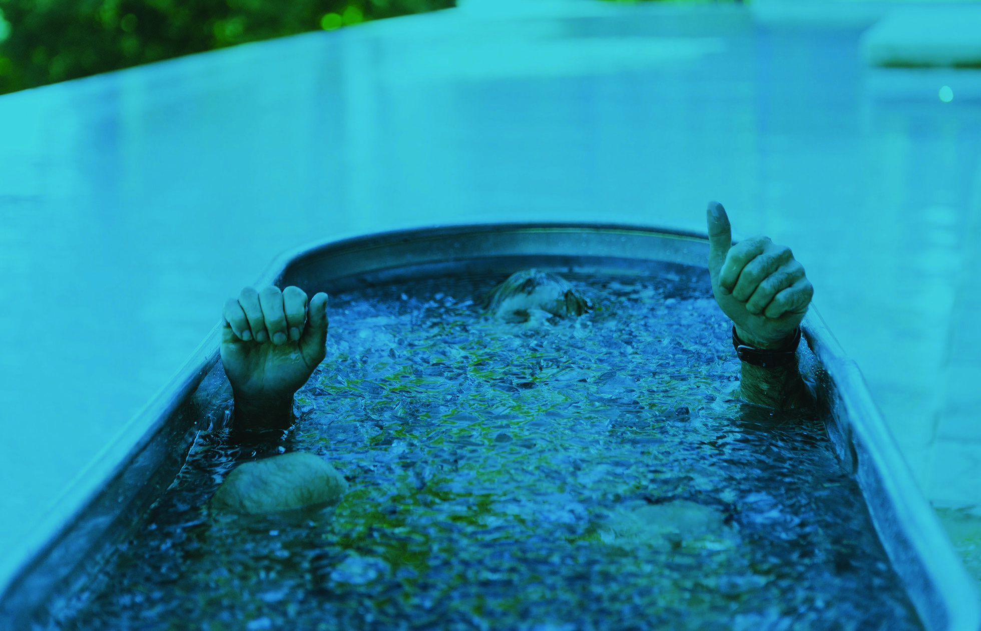 Ice therapy equipment